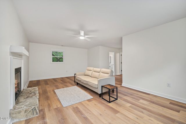 10 Winchester Court, Durham, NC 27707