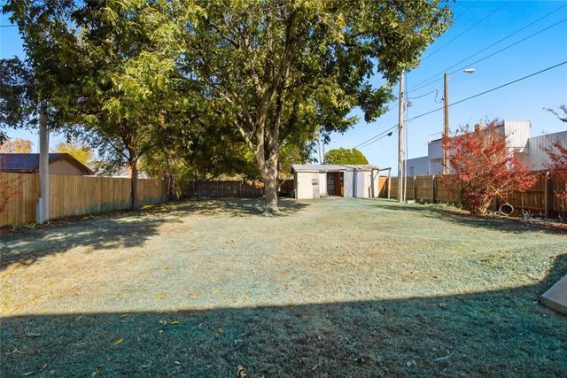 205 E Dogwood Street, Hobart, OK 73651