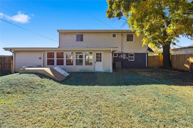 205 E Dogwood Street, Hobart, OK 73651