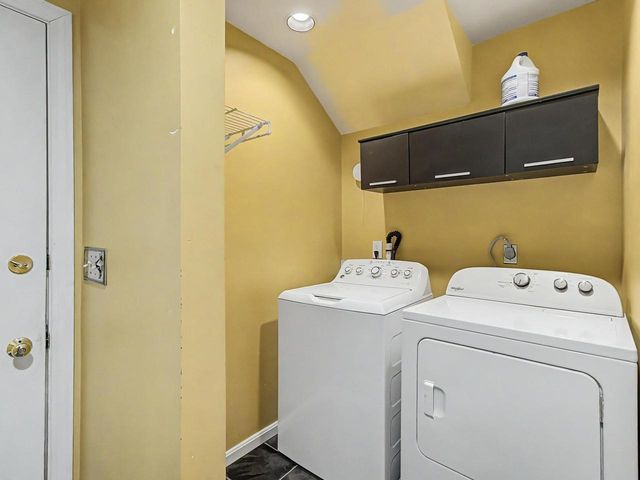 42 Cardinal Way, Shelburne, VT 05482