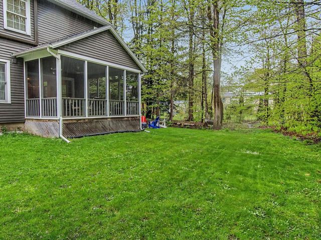42 Cardinal Way, Shelburne, VT 05482