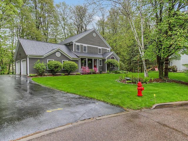 42 Cardinal Way, Shelburne, VT 05482