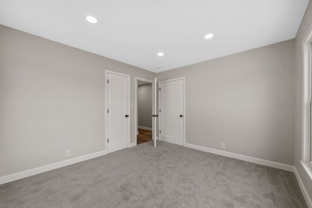 1345 Shallow Lake Cir, Hopkinsville, KY 42240