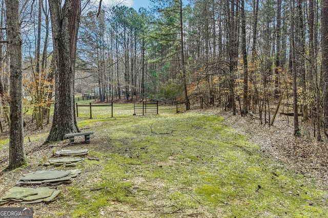 8 Tanglewood Road, Newnan, GA 30263