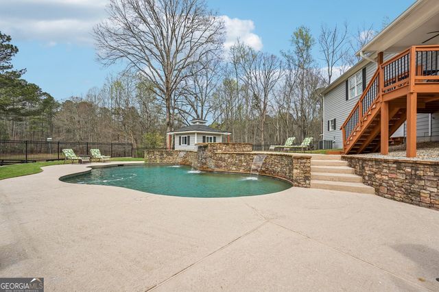 8 Tanglewood Road, Newnan, GA 30263