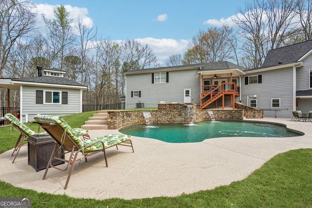 8 Tanglewood Road, Newnan, GA 30263