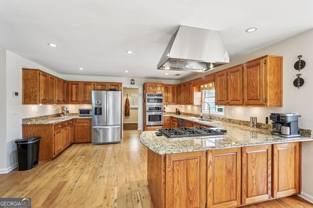 8 Tanglewood Road, Newnan, GA 30263