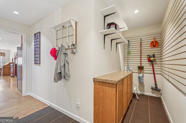 8 Tanglewood Road, Newnan, GA 30263