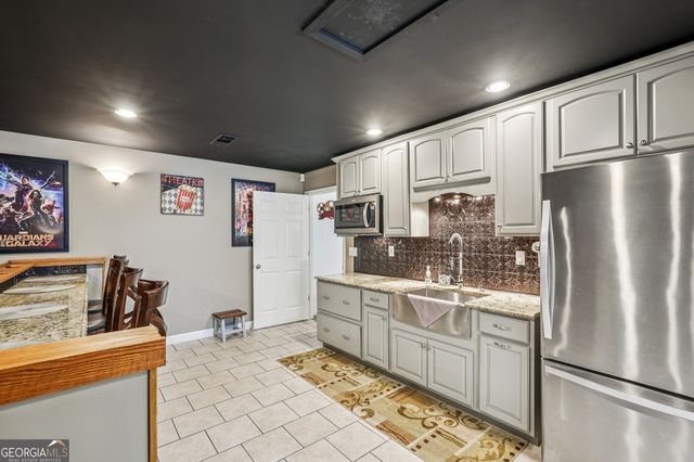 8 Tanglewood Road, Newnan, GA 30263