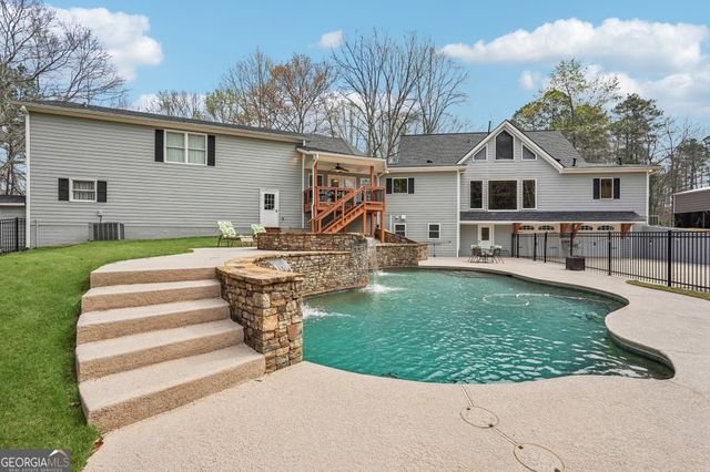 8 Tanglewood Road, Newnan, GA 30263