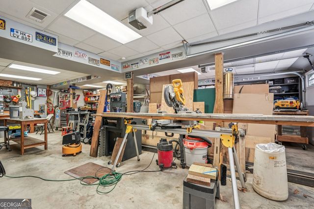 8 Tanglewood Road, Newnan, GA 30263