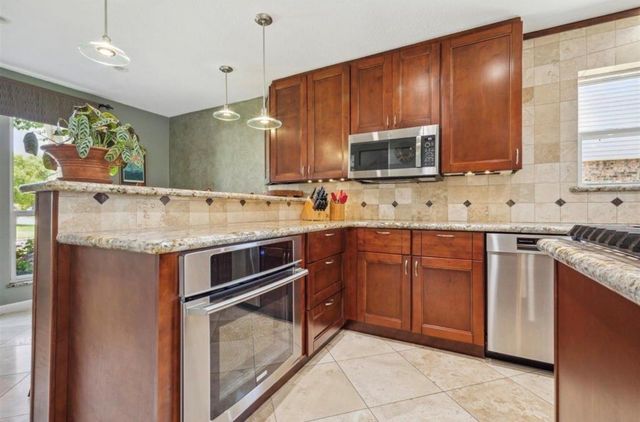 603 Chedworth Drive, Houston, TX 77062