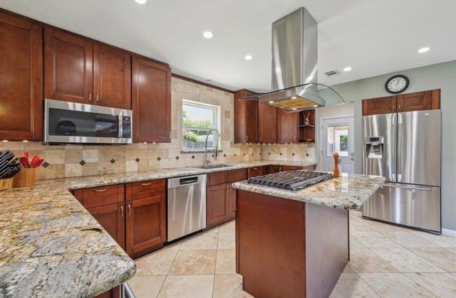 603 Chedworth Drive, Houston, TX 77062