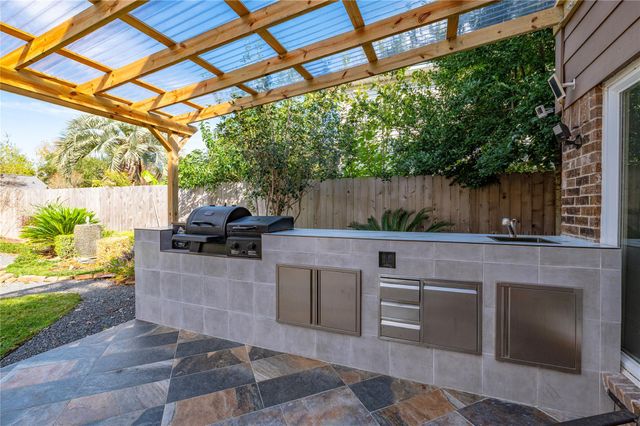 603 Chedworth Drive, Houston, TX 77062