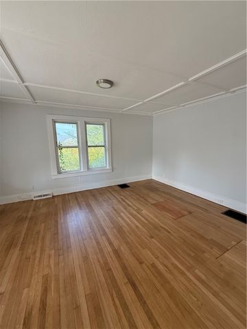 3865 Old Post Road, Charlestown, RI 02813