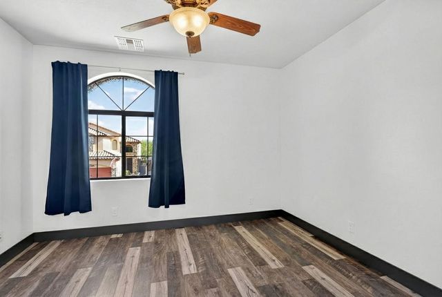 6932 E Pearl Street, Mesa, AZ 85207