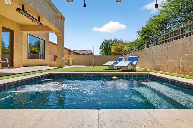 6932 E Pearl Street, Mesa, AZ 85207