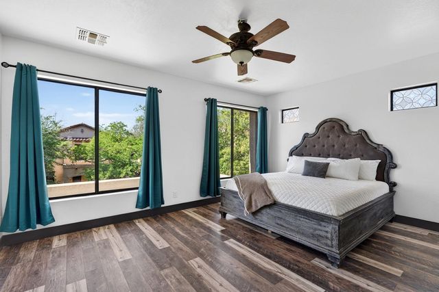 6932 E Pearl Street, Mesa, AZ 85207