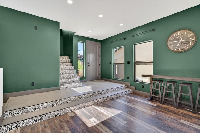 6932 E Pearl Street, Mesa, AZ 85207