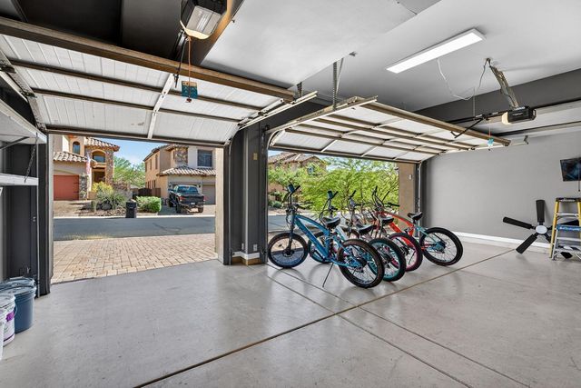 6932 E Pearl Street, Mesa, AZ 85207