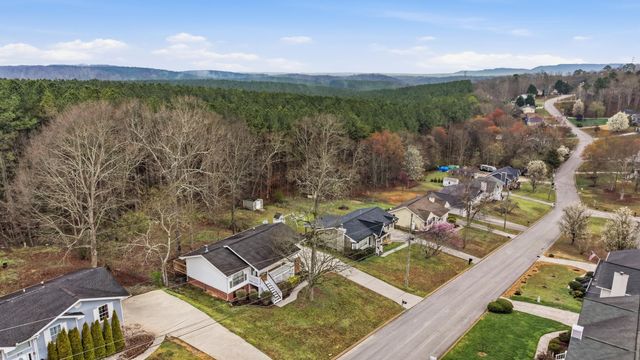 8231 Troubadour Way, Ooltewah, TN 37363