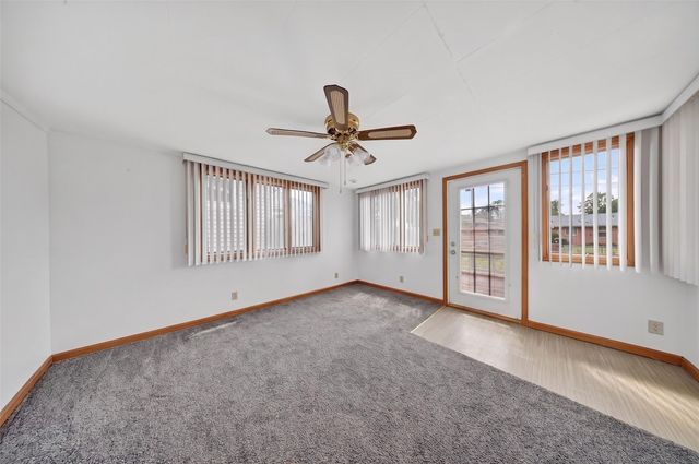 3105 Kenridge Terrace NE, Cedar Rapids, IA 52402