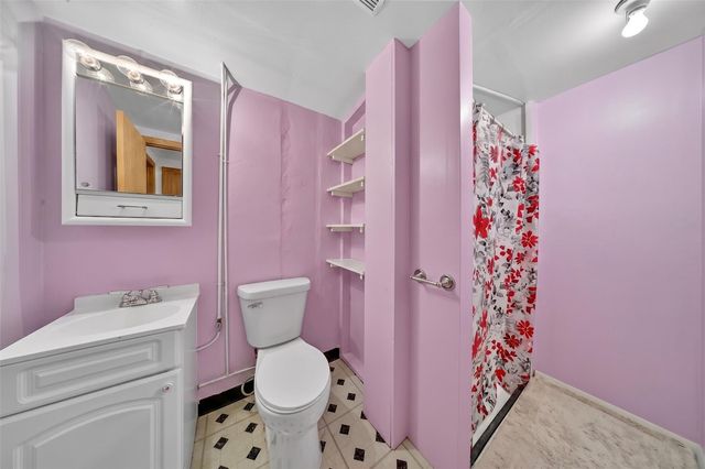 3105 Kenridge Terrace NE, Cedar Rapids, IA 52402
