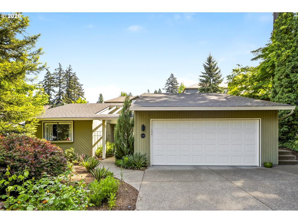 6090 Sw 68TH Ct, Portland, OR 97223