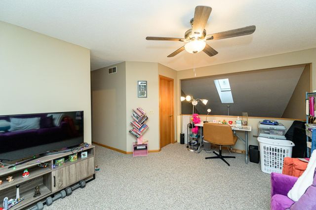 2607 Tuxedo Lane NW, Rochester, MN 55901