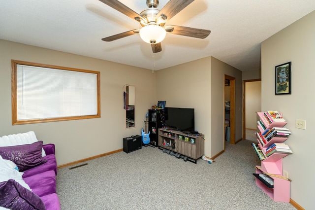 2607 Tuxedo Lane NW, Rochester, MN 55901