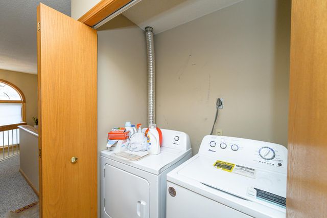 2607 Tuxedo Lane NW, Rochester, MN 55901