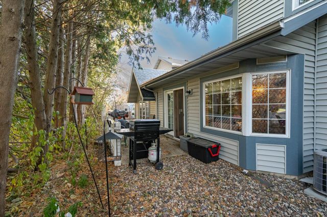 2607 Tuxedo Lane NW, Rochester, MN 55901