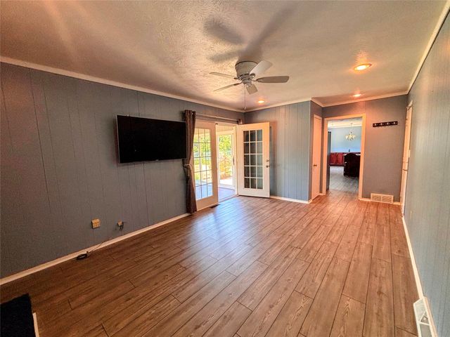 2708 PATIO Drive, Erie, PA 16506