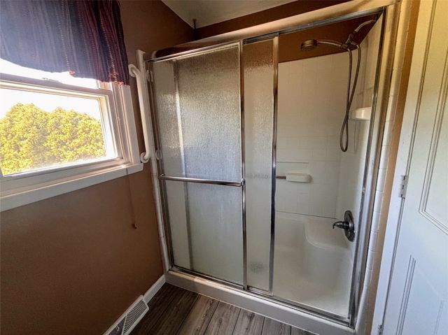 2708 PATIO Drive, Erie, PA 16506