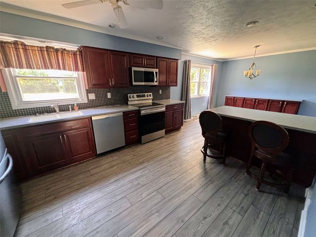 2708 PATIO Drive, Erie, PA 16506