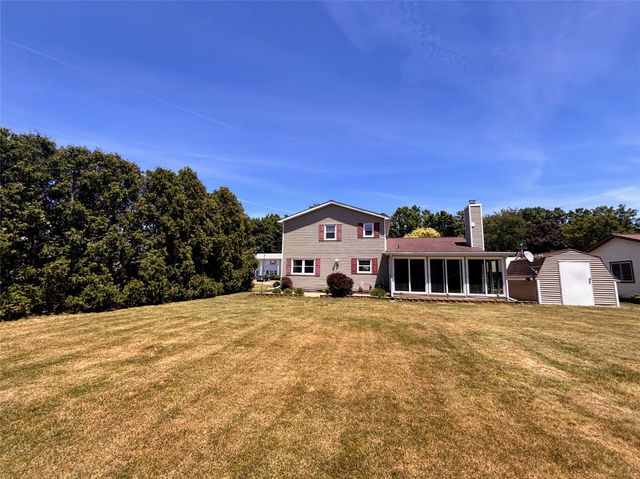 2708 PATIO Drive, Erie, PA 16506