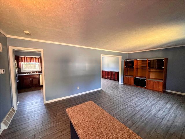 2708 PATIO Drive, Erie, PA 16506