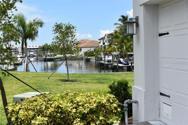 3027 BERMUDA SLOOP CIRCLE, Ruskin, FL 33570