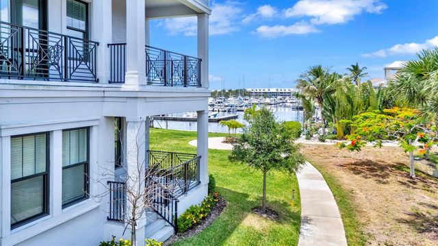 3027 BERMUDA SLOOP CIRCLE, Ruskin, FL 33570