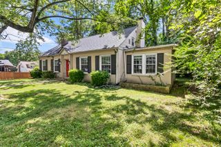 520A York St, Clarksville, TN 37040