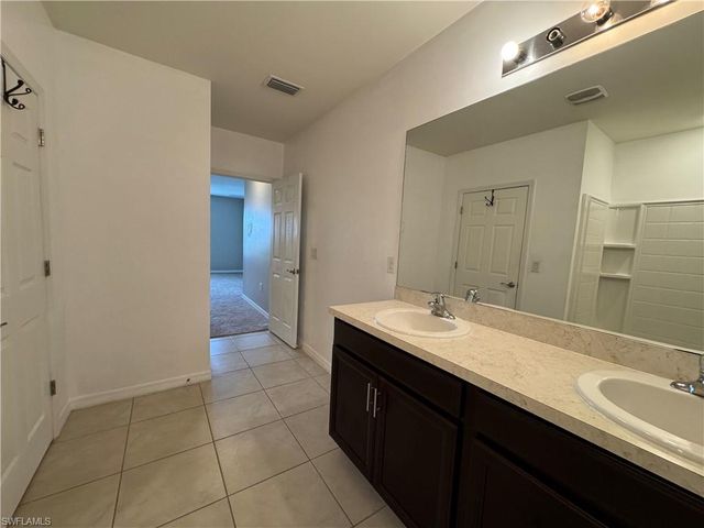 18661 Miami BLVD, Fort Myers, FL 33967