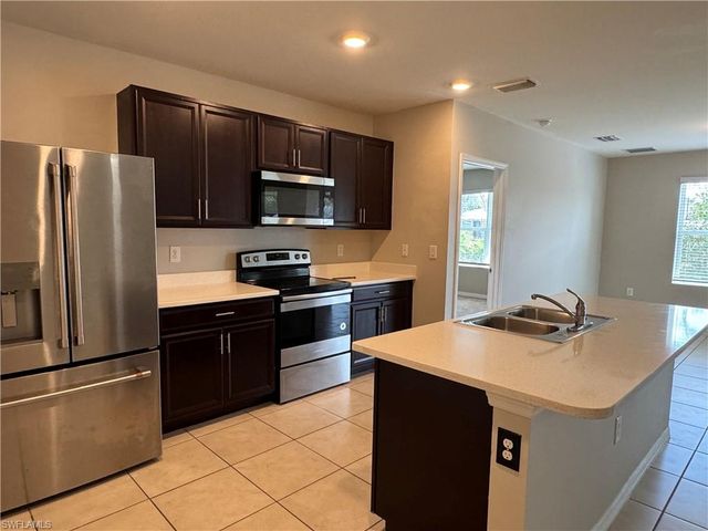 18661 Miami BLVD, Fort Myers, FL 33967