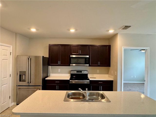 18661 Miami BLVD, Fort Myers, FL 33967