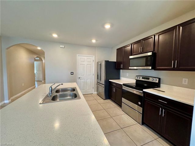 18661 Miami BLVD, Fort Myers, FL 33967