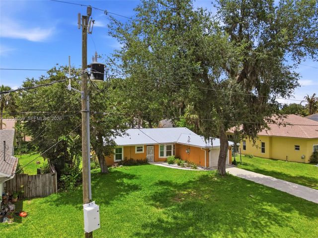 2350 SW Vardon St, Port St. Lucie, FL 34953