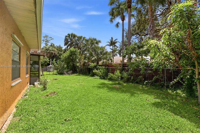 2350 SW Vardon St, Port St. Lucie, FL 34953