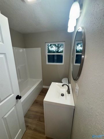 405 Stewart Avenue SE, Attalla, AL 35954