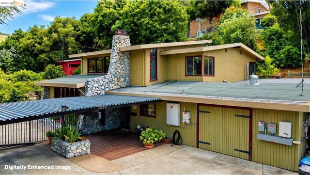 5284 Camino Alta Mira, Castro Valley, CA 94546