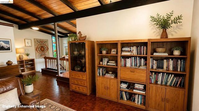5284 Camino Alta Mira, Castro Valley, CA 94546