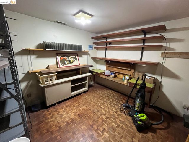 5284 Camino Alta Mira, Castro Valley, CA 94546